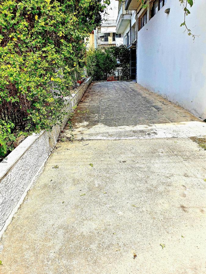 Cozy & Cool Apartment N1 30M From Sea Nea Kallikrateia Esterno foto